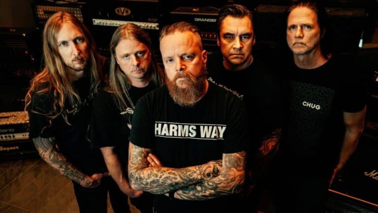 Ocho años de espera: la sorprendente razón detrás del nuevo álbum de The Haunted 12 Ocho años de espera: la sorprendente razón detrás del nuevo álbum de The Haunted