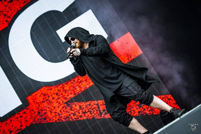 Denis Stoff arremete con dureza contra Danny Worsnop: ¿qué le sucede realmente? 2 Denis Stoff arremete con dureza contra Danny Worsnop: ¿qué le sucede realmente?