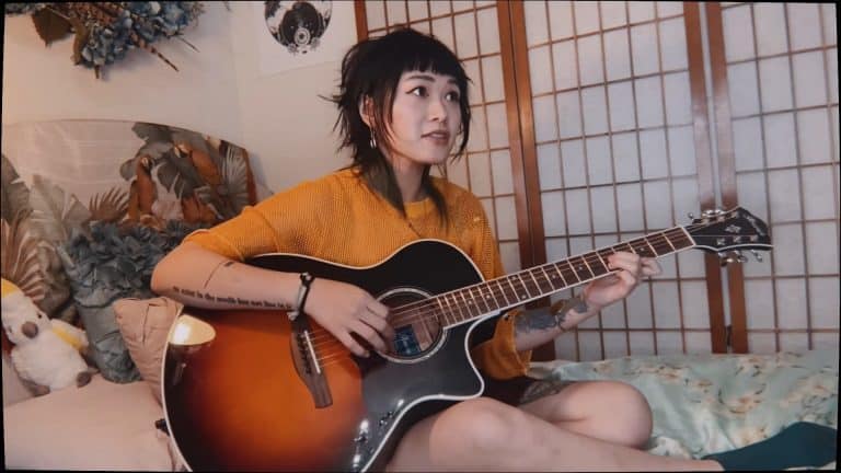 El poderoso mensaje de Yvette Young sobre cómo el arte puede transformar nuestras vidas en tiempos difíciles 1 El poderoso mensaje de Yvette Young sobre cómo el arte puede transformar nuestras vidas en tiempos difíciles