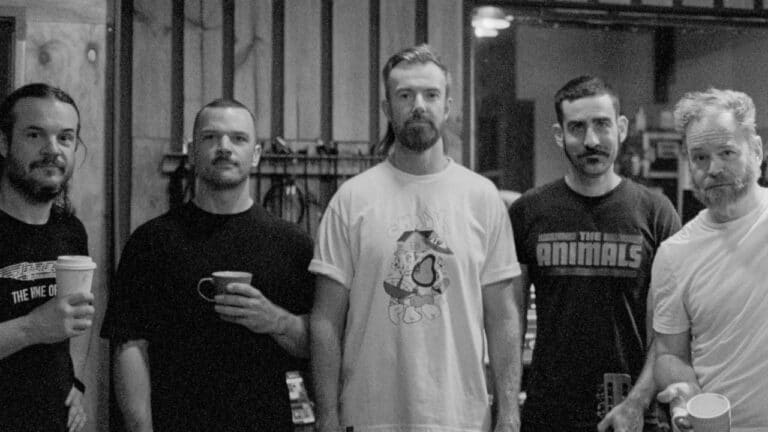 Karnivool lanza Drone, su esperado primer single desde 2021 y esto es solo el comienzo 3 Karnivool lanza Drone, su esperado primer single desde 2021 y esto es solo el comienzo