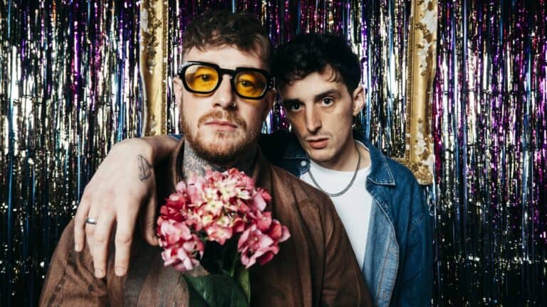 Deaf Havana nos sorprenden con el lanzamiento de su nuevo tema "Car Crash" 34 Deaf Havana nos sorprenden con el lanzamiento de su nuevo tema "Car Crash"