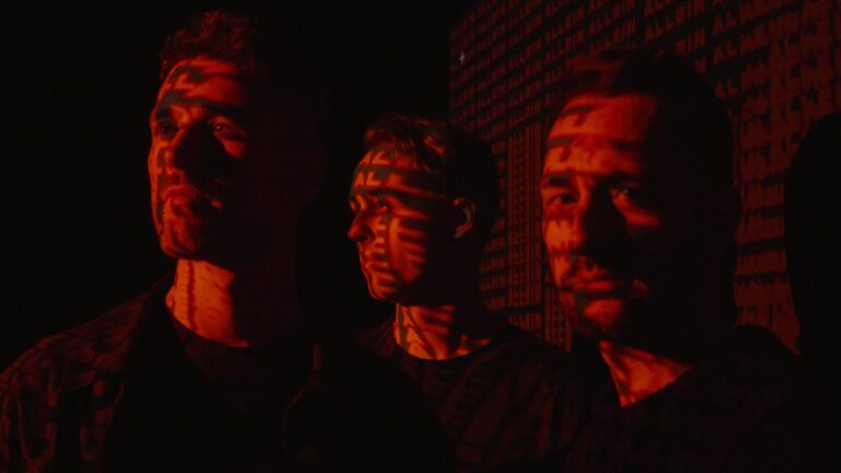 Goliath y Versus nos llevan a un viaje onírico con su nueva canción "Träumen" 24 Goliath y Versus nos llevan a un viaje onírico con su nueva canción "Träumen"