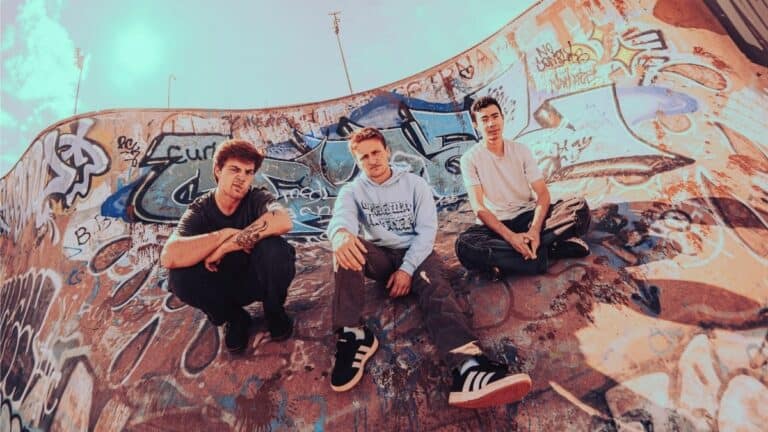 Silly Goose sorprende con el anuncio de su nuevo álbum "Keys To The City" y lanza un doble single 3 Silly Goose sorprende con el anuncio de su nuevo álbum "Keys To The City" y lanza una impactante doble single
