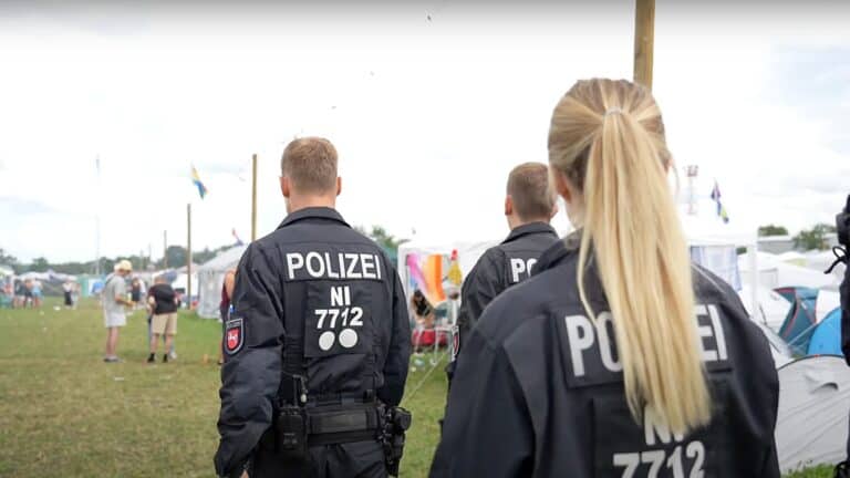 Tragedia en el Deichbrand-Festival: hallan el cuerpo de un joven en el camping 1 Tragedia en el Deichbrand-Festival: hallan el cuerpo de un joven en el camping