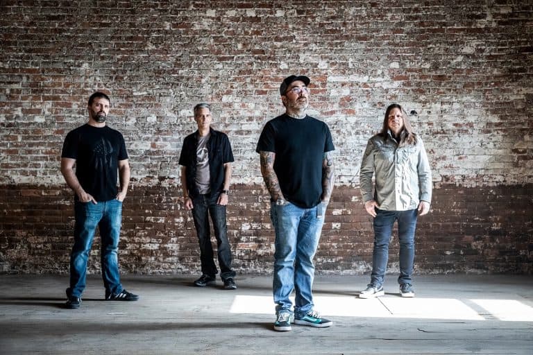 Aaron Lewis de Staind arremete sin filtro contra Bruce Springsteen y su desconexión con la realidad 2 Aaron Lewis de Staind arremete sin filtro contra Bruce Springsteen y su desconexión con la realidad