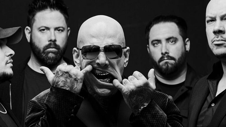 Bad Wolves presenta la versión Deluxe de "Die About It" y lanza su primer sencillo junto a The Rasmus 5 Bad Wolves presenta la versión Deluxe de "Die About It" y lanza su impactante primer sencillo junto a The Rasmus