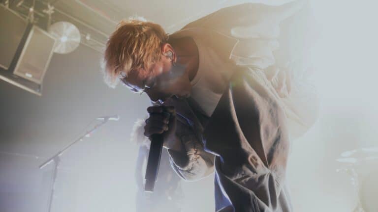 Coldrain lanza su nueva canción Chasing Shadows 6 Coldrain lanza su nueva canción "Chasing Shadows" y no te la querrás perder