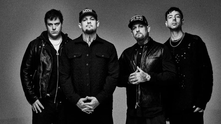 Good Charlotte lanza su esperado álbum "Motel Du Cap": ¡Descubre cómo escucharlo ya! 3 Good Charlotte lanza su esperado álbum "Motel Du Cap": ¡Descubre cómo escucharlo ya!