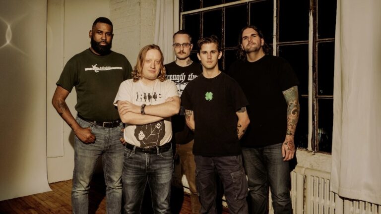 Restraining Order sorprende con su nueva canción "Were You There" 1 Restraining Order sorprende con su nueva canción "Were You There" que no te querrás perder