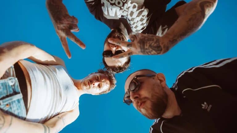The Hunna se prepara para lanzar su nueva EP "Blue Transitions" 1 The Hunna se prepara para lanzar su nueva EP "Blue Transitions" y no te querrás perderlo
