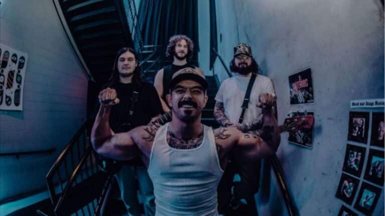 Kublai Khan TX impacta con The Mountain Of Corsicana, su nuevo single que no dejará a nadie indiferente 2 Kublai Khan TX impacta con The Mountain Of Corsicana, su nuevo single que no dejará a nadie indiferente