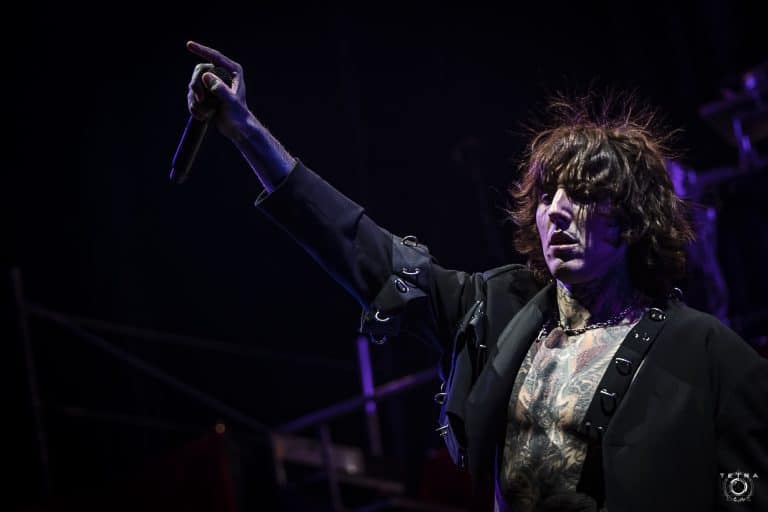 Oli Sykes anuncia novedades y adelanta que Bring Me The Horizon prepara doce temazos 1 Oli Sykes anuncia novedades y adelanta que Bring Me The Horizon prepara doce temazos