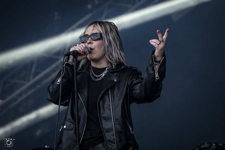Sierra Veins se reinventa y anuncia su nuevo álbum para el 7 de noviembre 2 Sierra Veins se reinventa y anuncia su nuevo álbum para el 7 de noviembre