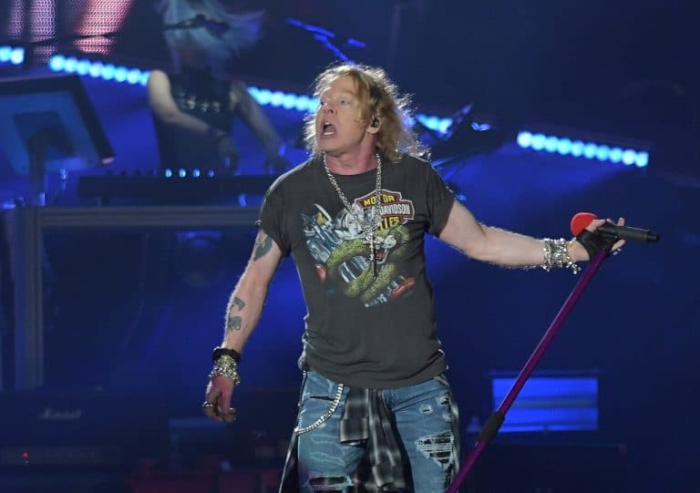 Guns N’ Roses explica el verdadero motivo del enfado de Axl Rose en Buenos Aires y despeja rumores sobre Isaac Carpenter 3 Guns N’ Roses explica el verdadero motivo del enfado de Axl Rose en Buenos Aires y despeja rumores sobre Isaac Carpenter