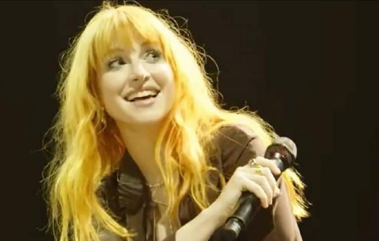 Hayley Williams busca reinventar Paramore tras el final de la gira Eras 3 Hayley Williams busca reinventar Paramore tras el final de la gira Eras