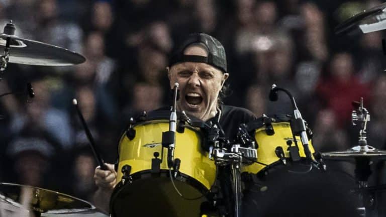 Lars Ulrich desvela el vínculo especial que une a Metallica con sus fans más fieles en primera fila año tras año 30 Lars Ulrich desvela el vínculo especial que une a Metallica con sus fans más fieles en primera fila año tras año