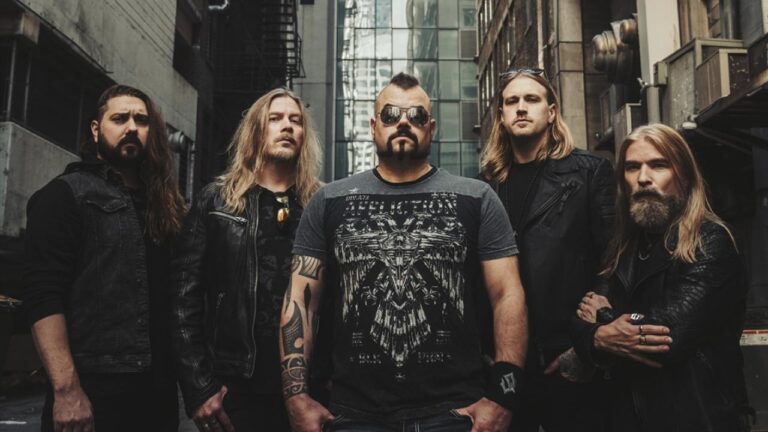 No te pierdas los lanzamientos de metal y rock más esperados de octubre 2025: Sabaton, Trivium, Soulfly, Testament y mucho más 49 No te pierdas los lanzamientos de metal y rock más esperados de octubre 2025: Sabaton, Trivium, Soulfly, Testament y mucho más
