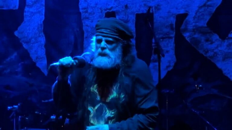 Chris Barnes adelanta que el nuevo álbum de Six Feet Under será death metal puro y sin tonterías 2 Chris Barnes adelanta que el nuevo álbum de Six Feet Under será death metal puro y sin tonterías