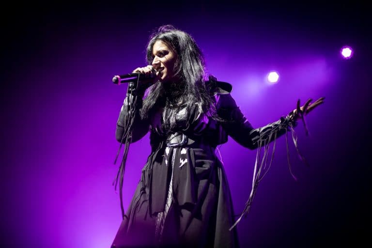 Cristina Scabbia revela cómo fue su adolescencia en un barrio dominado por la mafia y alejada de las drogas 2 Cristina Scabbia revela cómo fue su adolescencia en un barrio dominado por la mafia y alejada de las drogas