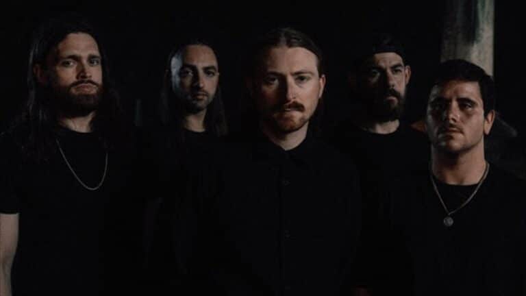 Currents lanza por sorpresa su nuevo EP All That Follows coincidiendo con el arranque de su gira por Europa 5 Currents lanza por sorpresa su nuevo EP All That Follows coincidiendo con el arranque de su gira por Europa