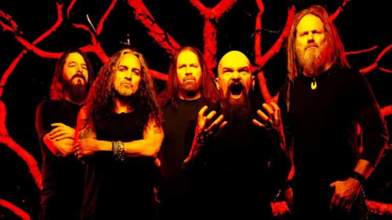 Mark Osegueda revela cuándo podría llegar el esperado disco de la banda de Kerry King 4 Mark Osegueda revela cuándo podría llegar el esperado disco de la banda de Kerry King