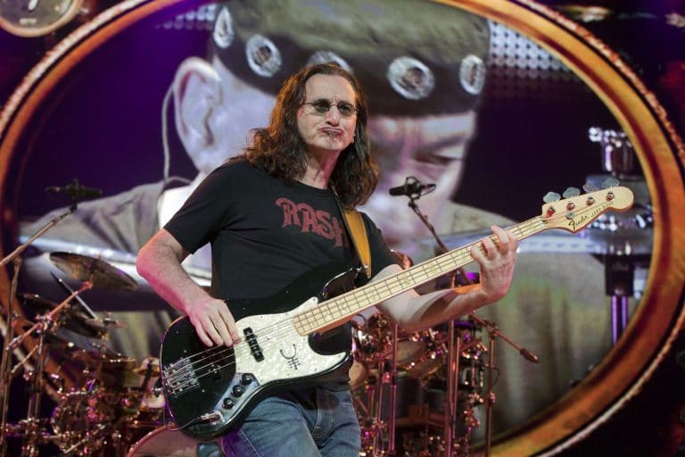Rush vuelve a la carga: Geddy Lee comparte la difícil decisión tras la pérdida de Neil Peart 4 Rush vuelve a la carga: Geddy Lee comparte la difícil decisión tras la pérdida de Neil Peart