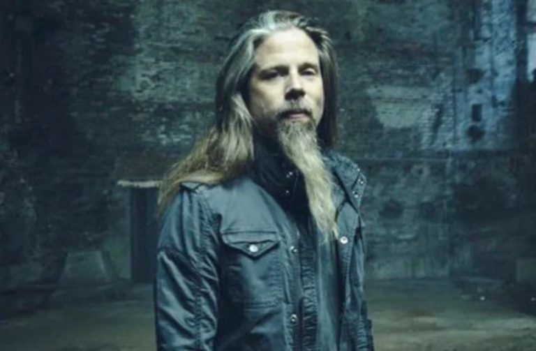 Chris Adler revela los tres discos de metal que más le han marcado y sorprende con su favorito de todos los tiempos 1 Chris Adler revela los tres discos de metal que más le han marcado y sorprende con su favorito de todos los tiempos