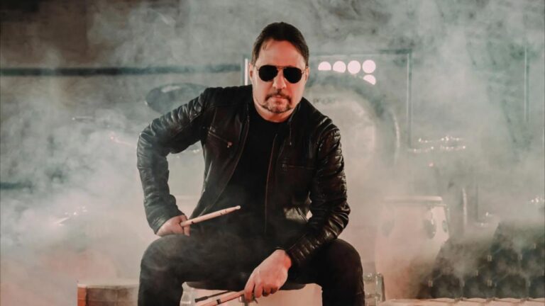 Dave Lombardo se pronuncia sobre el metal actual: ¿hay diferencia entre un batería real y una máquina? 10 Dave Lombardo se pronuncia sobre el metal actual: ¿hay diferencia entre un batería real y una máquina?