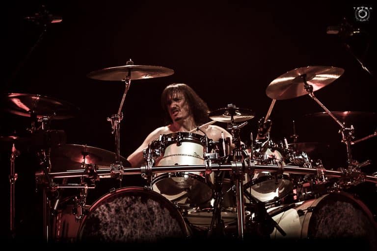El grupo Gojira arrasa en Francia vendiendo más de 100 000 entradas y Mario Duplantier confiesa estar impactado 3 El grupo Gojira arrasa en Francia vendiendo más de 100 000 entradas y Mario Duplantier confiesa estar impactado