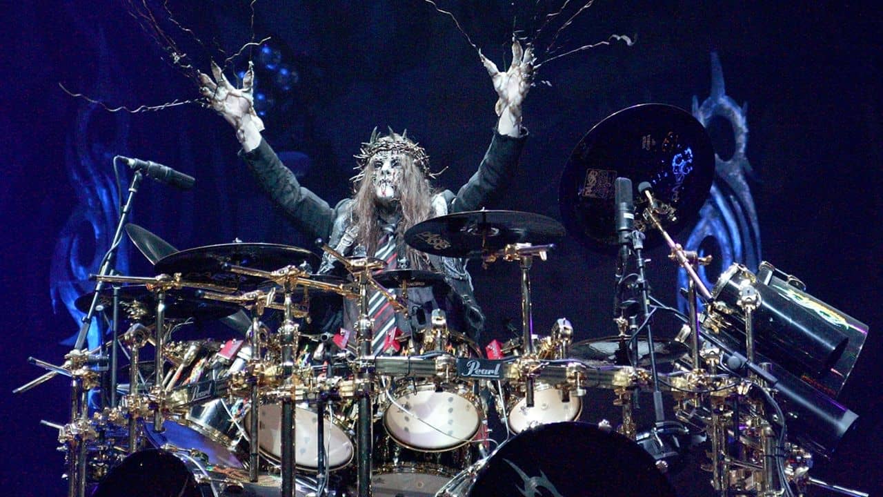El exbatería de Slipknot, Jay Weinberg, revela que se enteró de que Joey Jordison iba a dejar la banda tan solo 24 horas después de su primera sesión con ellos 6 El exbatería de Slipknot, Jay Weinberg, revela que se enteró de que Joey Jordison iba a dejar la banda tan solo 24 horas después de su primera sesión con ellos