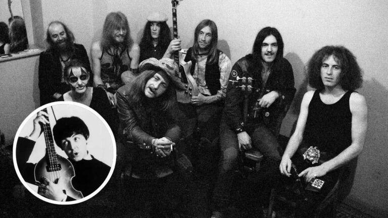 Dave Brock critica duramente la sugerencia de un documental de la BBC de que Hawkwind robó el bajo perdido de Paul McCartney 4 Hawkwind relaxing backstage in 1972 and (inset) Paul McCartney posing with bass guitar circa 1965